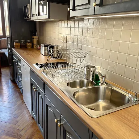 מלון דירות Maria