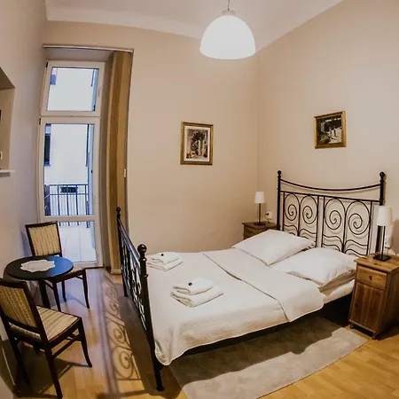 מלון דירות Maria